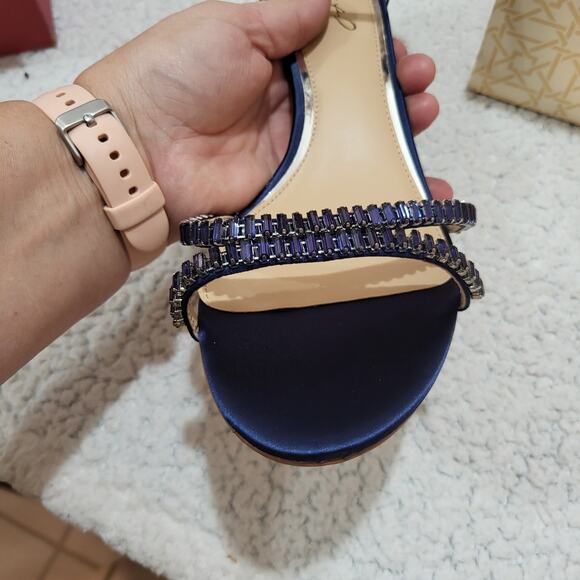 NEW Jewel Badgley Mischka Joanne Strappy Block Heel Navy SIZE 10 - Picture 2 of 7